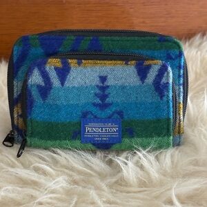Pendleton ‘Diamond Desert’ Wool Zippered Wallet